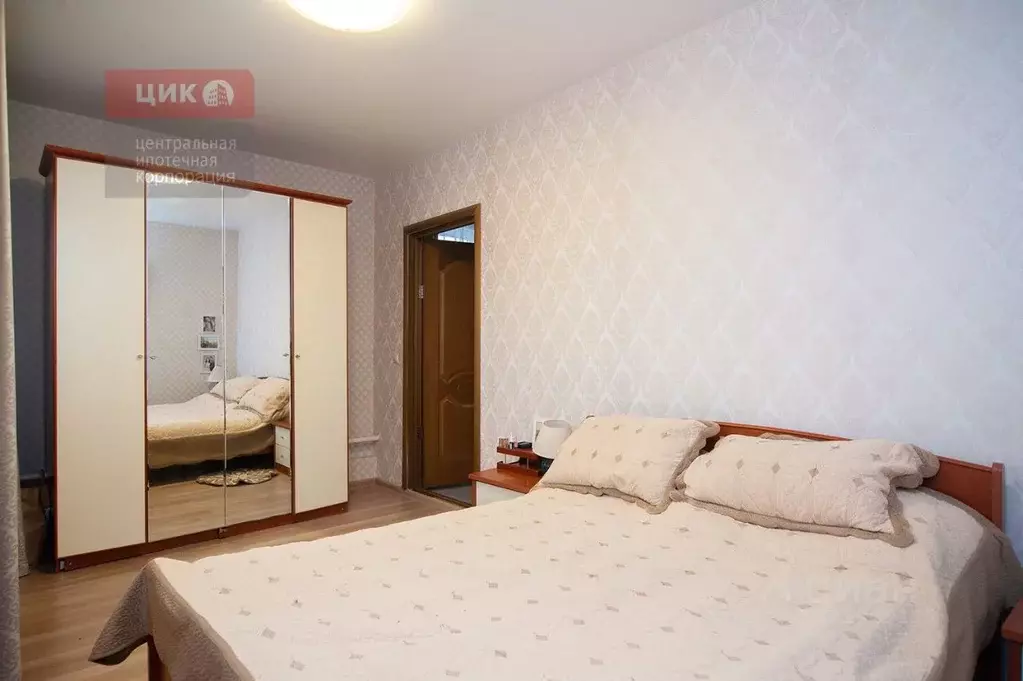 Дом в Рязанская область, Рязань Школьная ул., 1 (213 м) - Фото 1