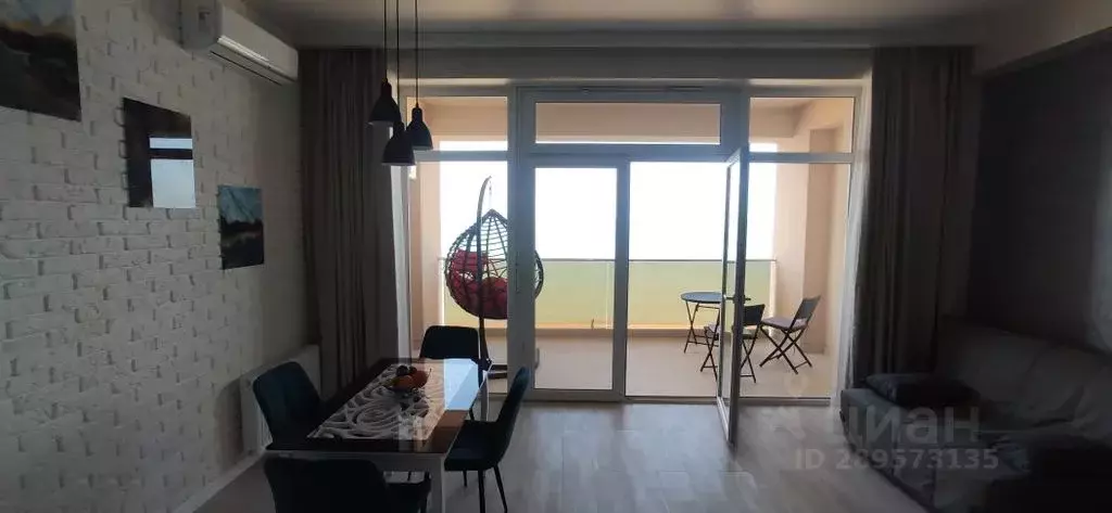 1-к кв. Крым, Евпатория ул. Симферопольская, 2Ф (62.0 м) - Фото 1