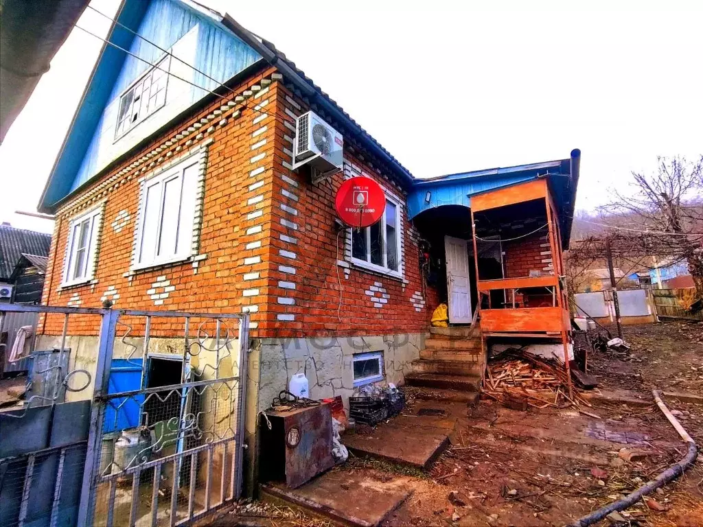 Дом в Краснодарский край, Апшеронский район, Куринская ст-ца Подгорная ... - Фото 2