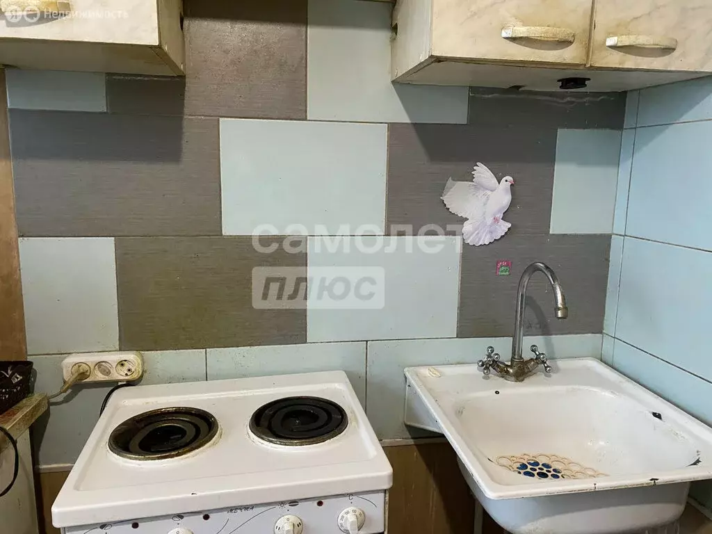 2-комнатная квартира: Первоуральск, улица Прокатчиков, 2/2 (28.1 м) - Фото 1