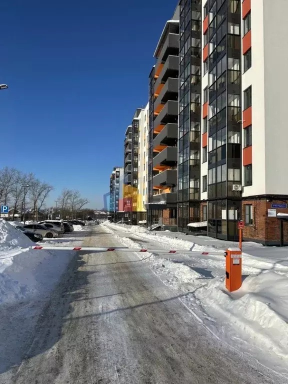 3-к кв. Тульская область, Тула Петровский квартал мкр, ул. Летчика ... - Фото 1