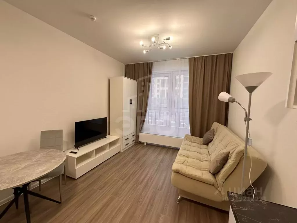 Студия Санкт-Петербург Октябрьская наб., 40 (26.0 м) - Фото 1
