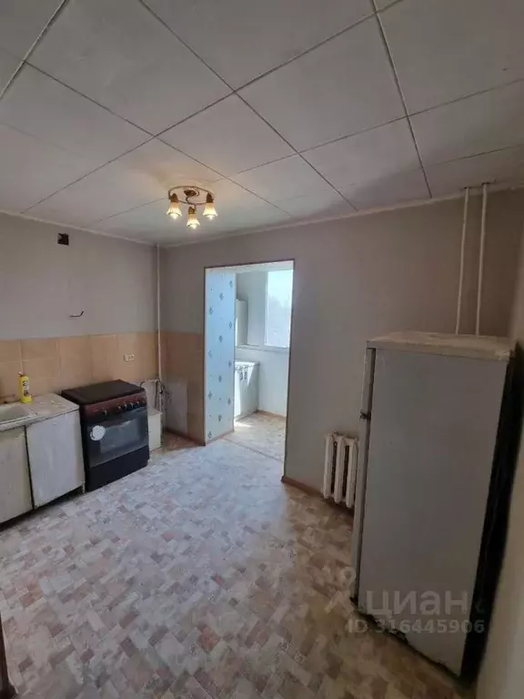 2-к кв. Саратовская область, Саратов Каспийская ул., 1 (38.0 м) - Фото 0
