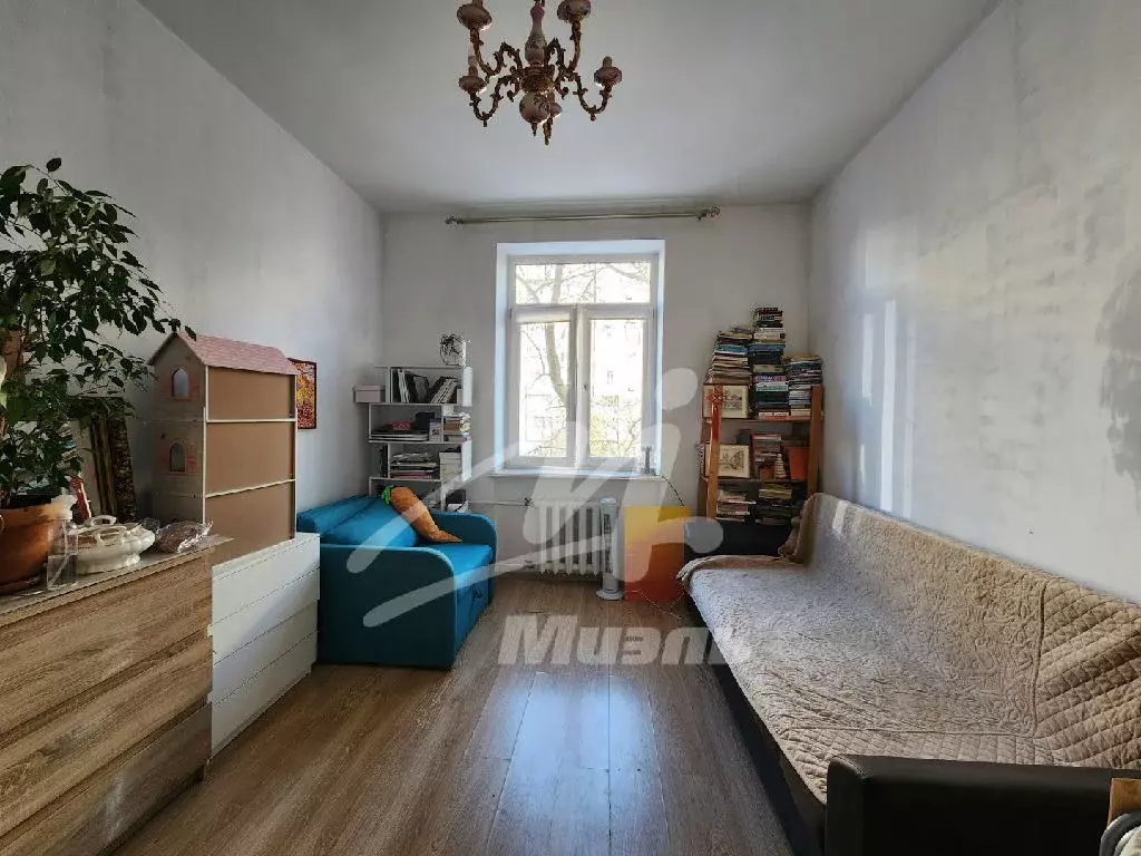 Продается комната в 4-комнатной квартире - Фото 1