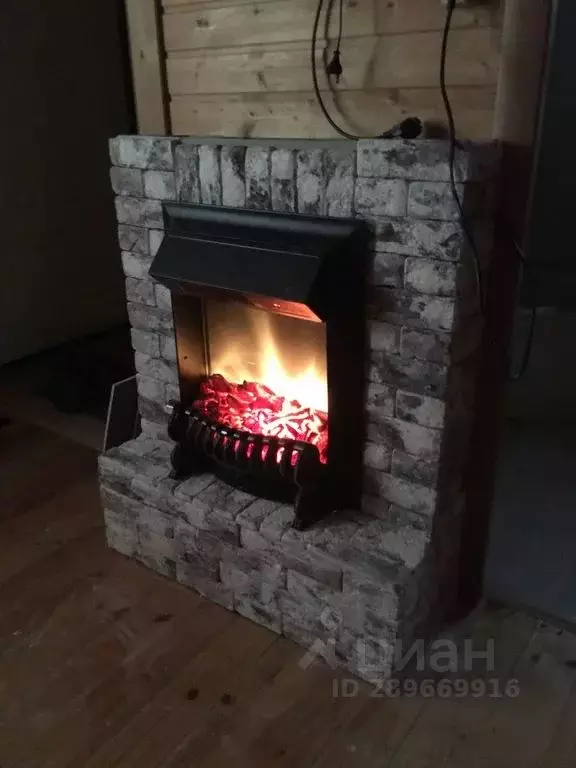 Дом в Адыгея, Майкопский район, пос. Каменномостский пер. Короткий, 6 ... - Фото 1