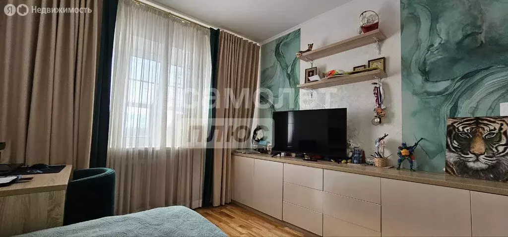 3-комнатная квартира: Омск, улица Герцена, 270 (69 м) - Фото 1