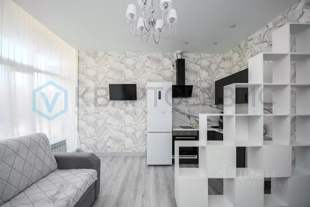 Студия Омская область, Омск просп. Комарова, 22к1 (27.5 м) - Фото 1