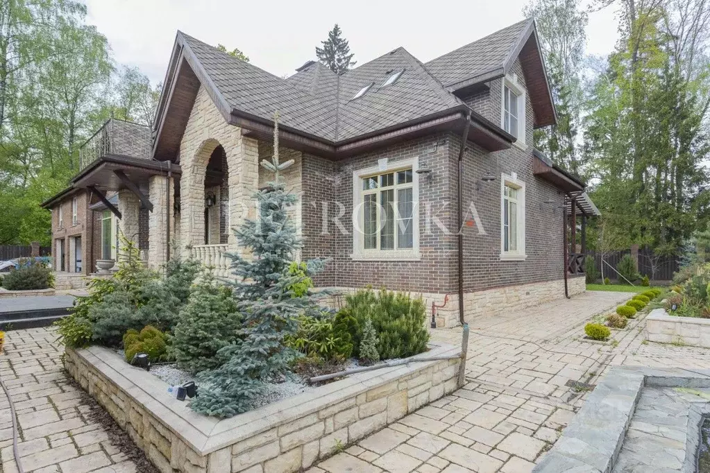 Дом в Москва д. Ватутинки, Искра-2 СНТ, 287с1 (315 м) - Фото 1