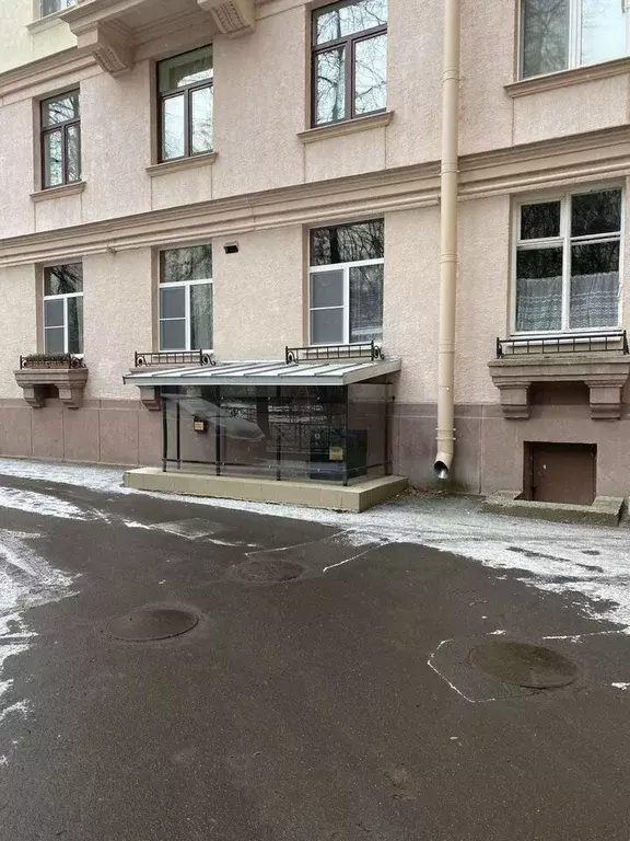 Помещение свободного назначения в Санкт-Петербург просп. Юрия ... - Фото 1