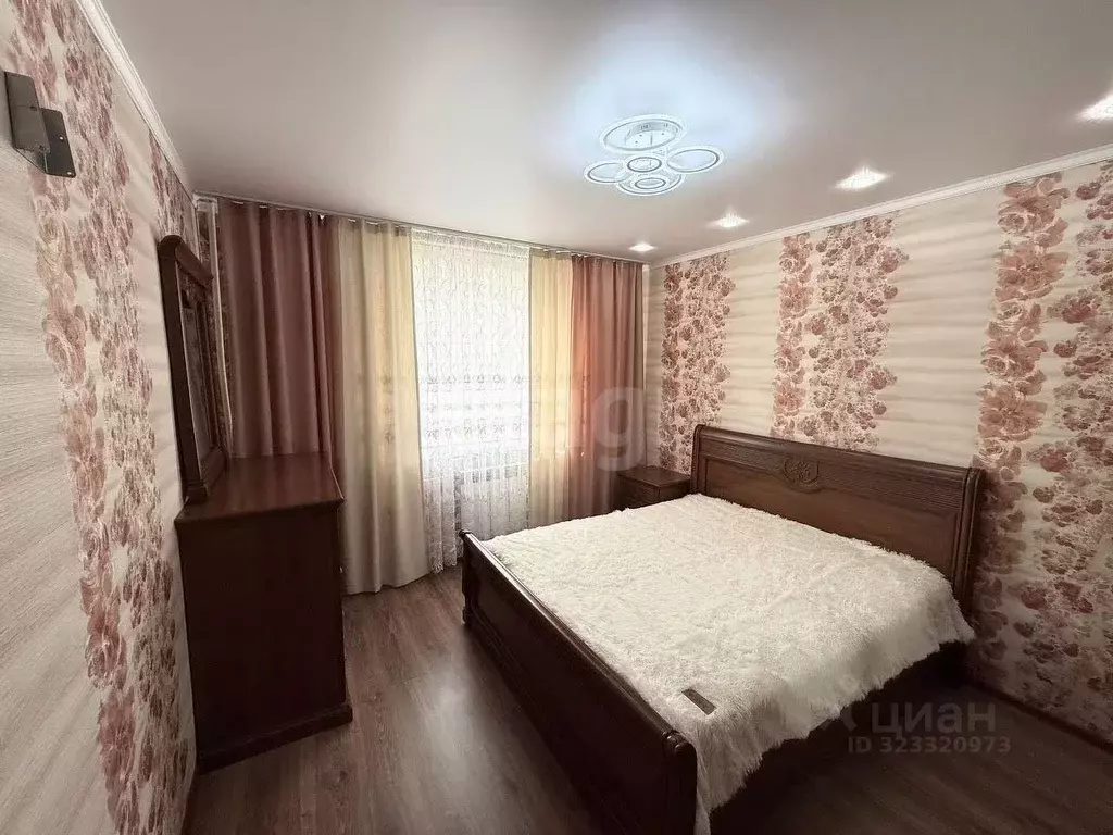 2-к кв. Белгородская область, Белгород Народный бул., 43 (54.8 м) - Фото 0