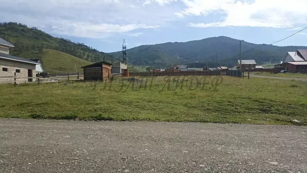 Участок в Алтай, Шебалинский район, с. Шебалино ул. 65 лет Победы ... - Фото 1