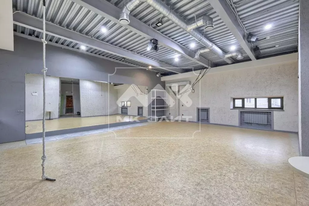 Помещение свободного назначения в Санкт-Петербург, Санкт-Петербург, ... - Фото 1