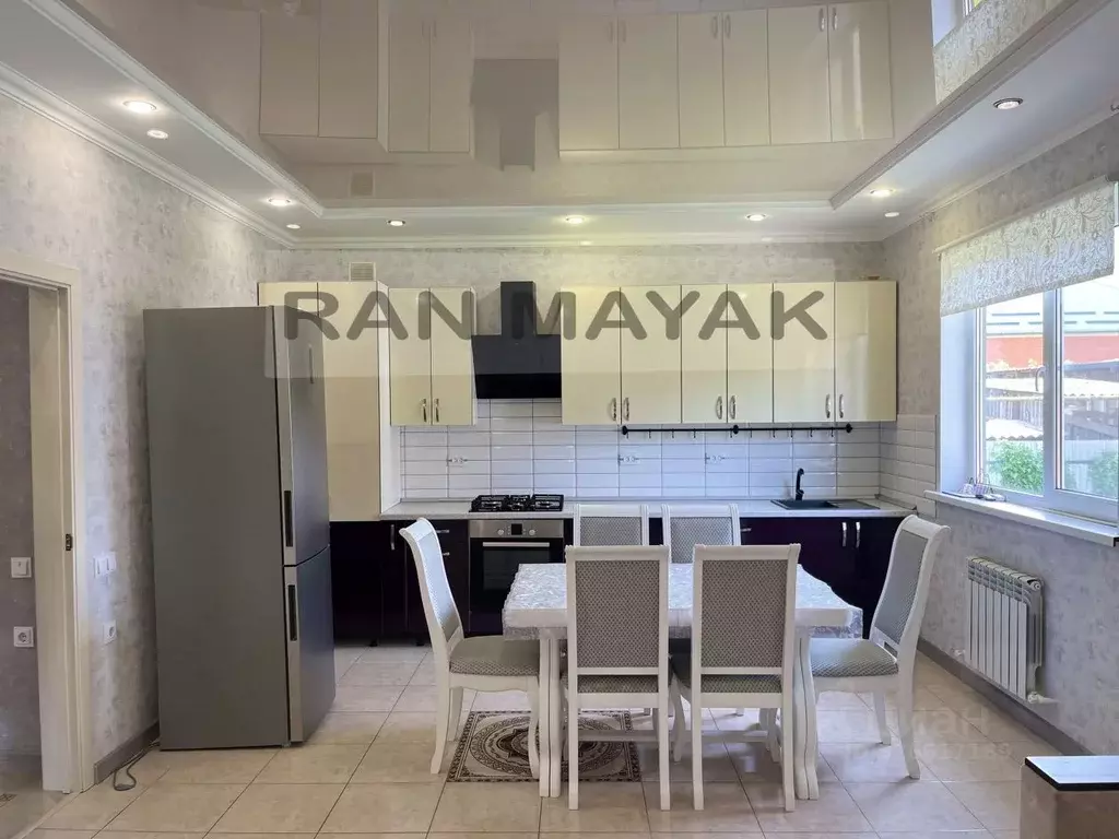 Дом в Адыгея, Майкопский район, Краснооктябрьское с/пос, пос. ... - Фото 1