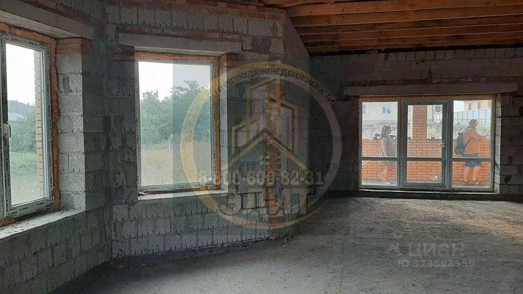 Дом в Белгородская область, Старый Оскол ул. Набокинские Сады (185 м) - Фото 1