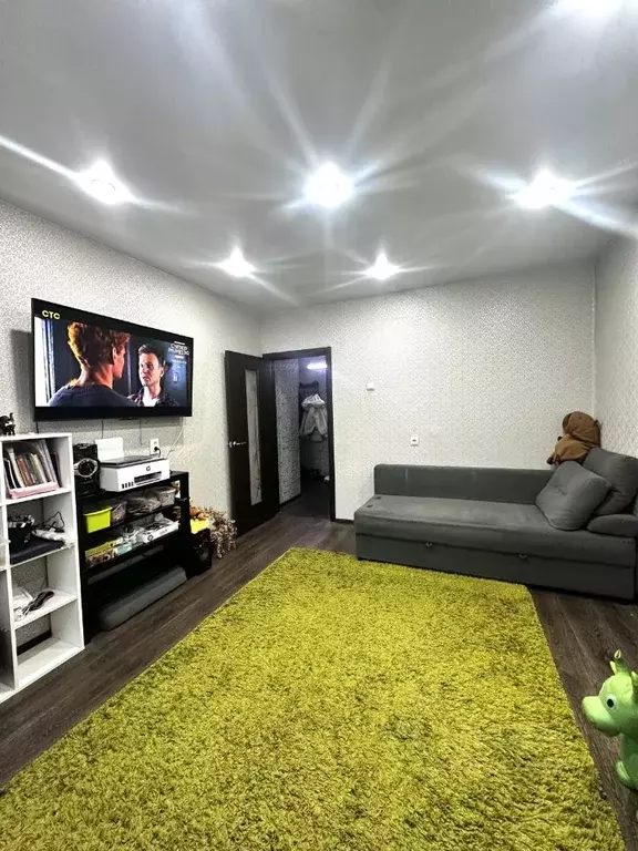 1-к кв. Омская область, Омск пос. Биофабрика, 12 (35.0 м) - Фото 2