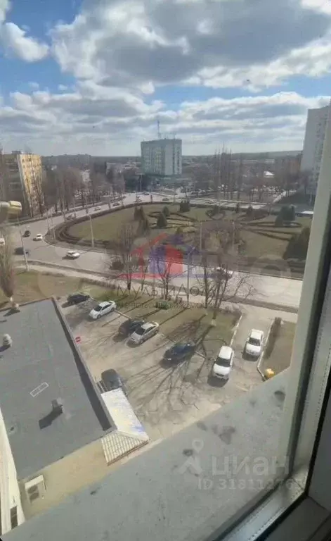 2-к кв. Белгородская область, Старый Оскол Приборостроитель мкр, 27 ... - Фото 0