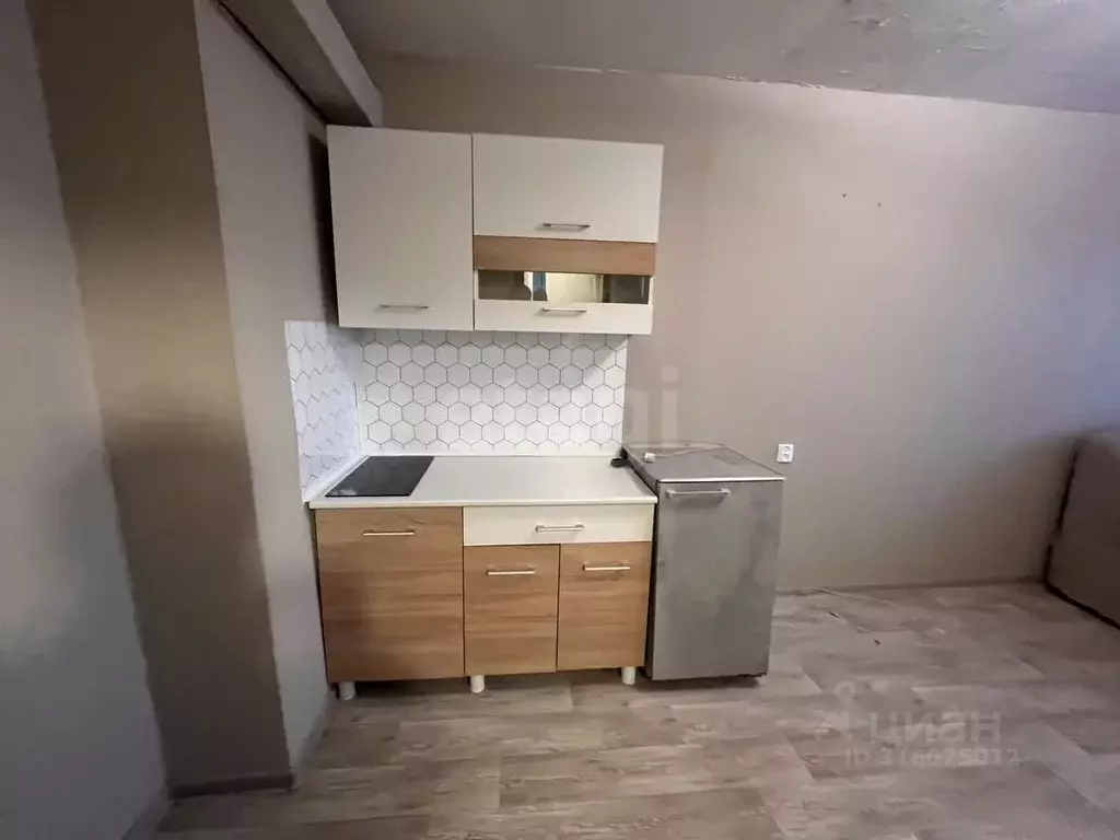 Комната Коми, Сыктывкар Первомайская ул., 85 (12.8 м) - Фото 0