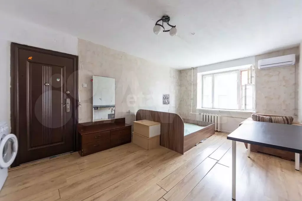 Комната 33 м в 3-к., 6/9 эт. - Фото 1