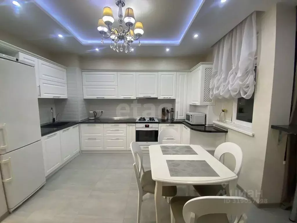 1-к кв. Крым, Симферополь ул. Батурина (45.0 м) - Фото 0