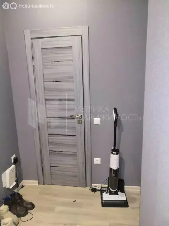 1-комнатная квартира: Тюмень, улица Елизарова, 12 (40.1 м) - Фото 1