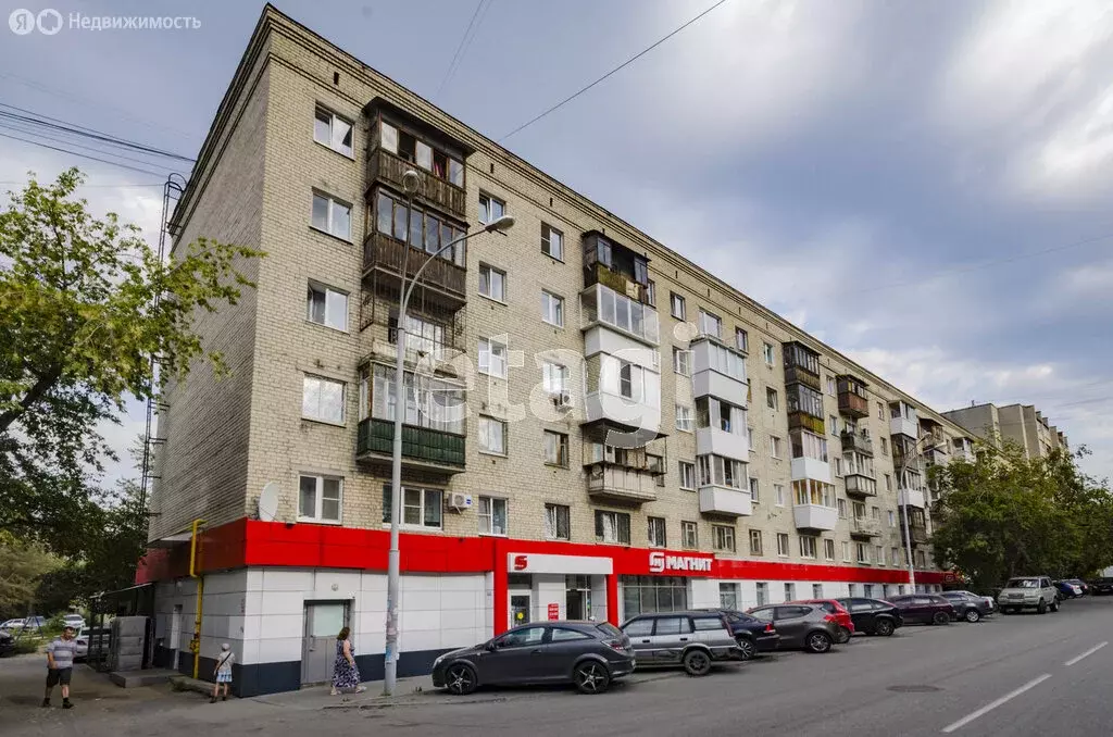 2-комнатная квартира: Екатеринбург, улица Сурикова, 37 (42.9 м) - Фото 1