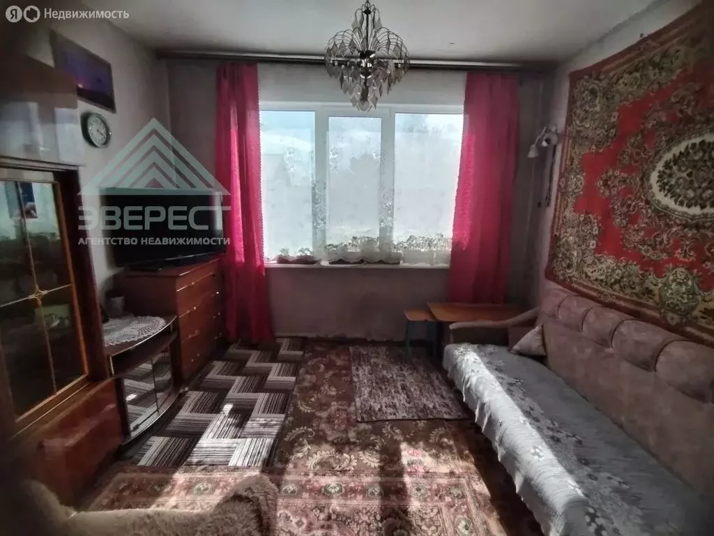 3-комнатная квартира: Абакан, улица Розы Люксембург, 58 (50 м) - Фото 1