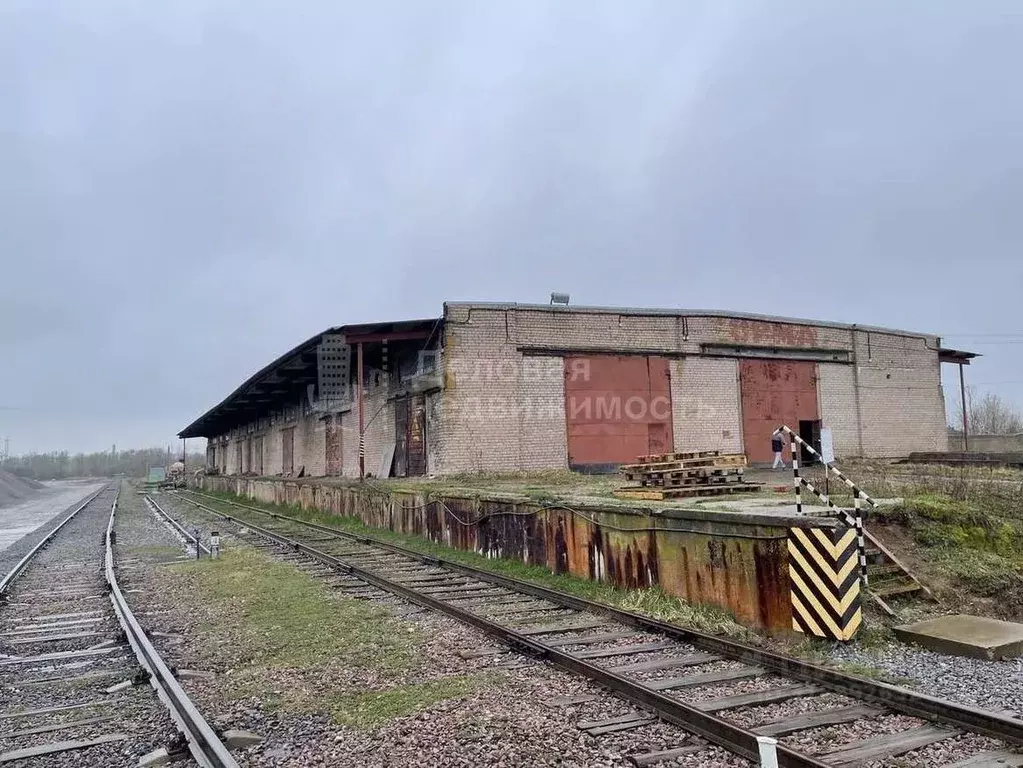 Склад в Новгородская область, Великий Новгород Сырковское ш., 25 (2000 ... - Фото 0