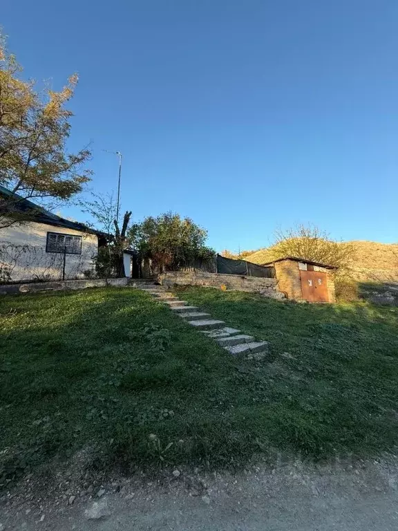 Дом в Крым, Симферопольский район, Трудовское с/пос, с. Дружное ул. ... - Фото 2