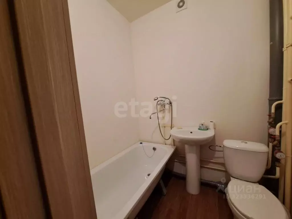 2-к кв. Кемеровская область, Новокузнецк ул. Березовая Роща, 20 (59.9 ... - Фото 1