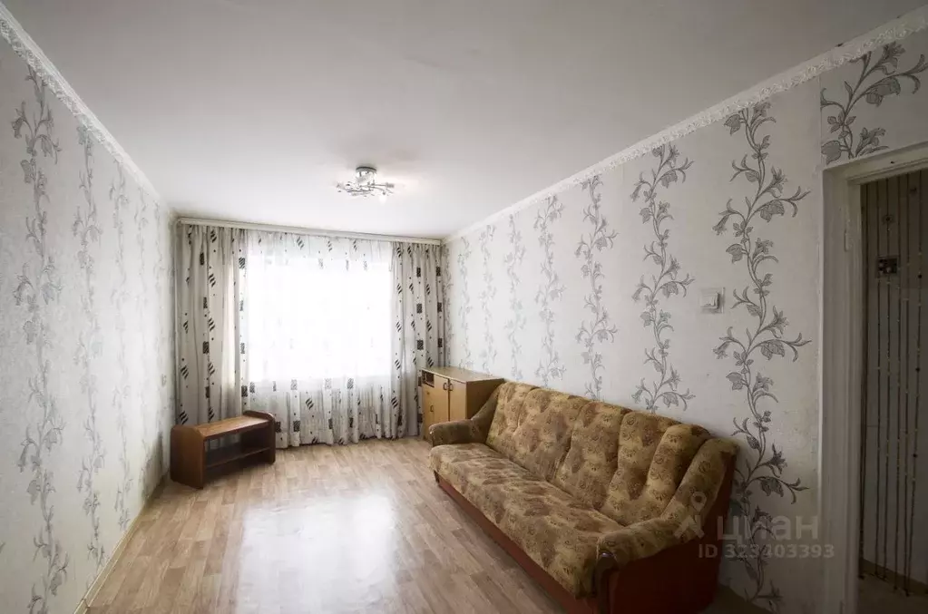 1-к кв. Омская область, Омск ул. Дмитриева, 4/1 (30.0 м) - Фото 0