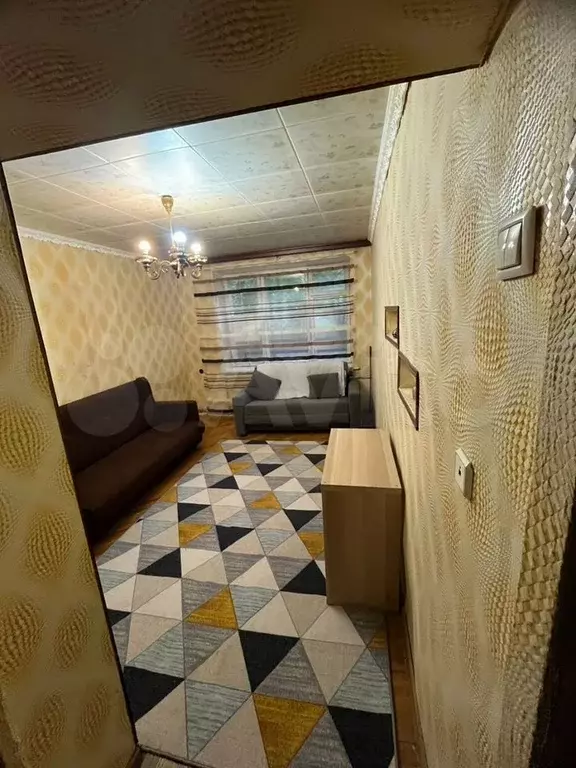 2-к. квартира, 45 м, 1/5 эт. - Фото 0