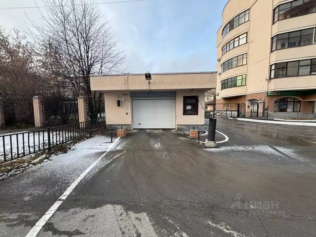 Гараж в Свердловская область, Екатеринбург ул. Декабристов, 75 (30 м) - Фото 1