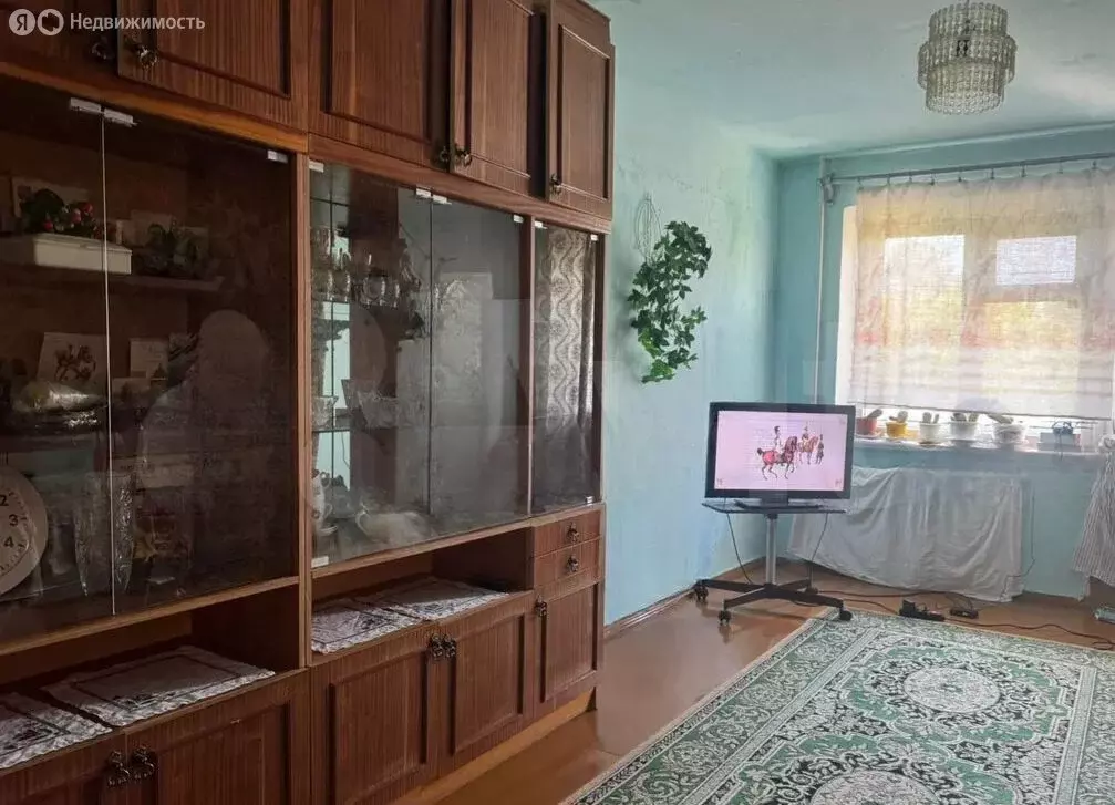 2-комнатная квартира: Ачинск, 6-й микрорайон, 9 (44 м) - Фото 1