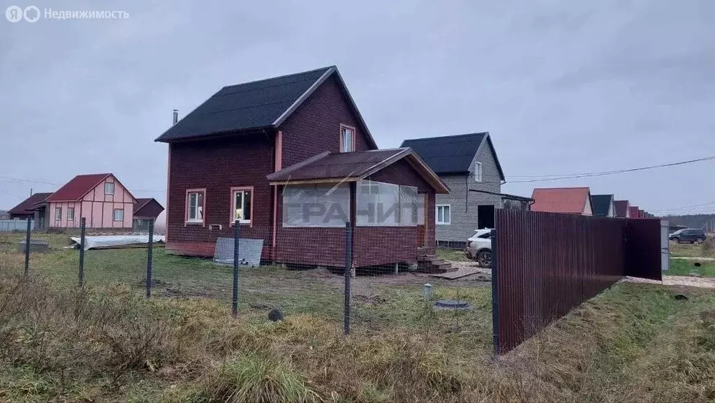 Дом в Новгородская область, Маловишерское городское поселение, деревня ... - Фото 1