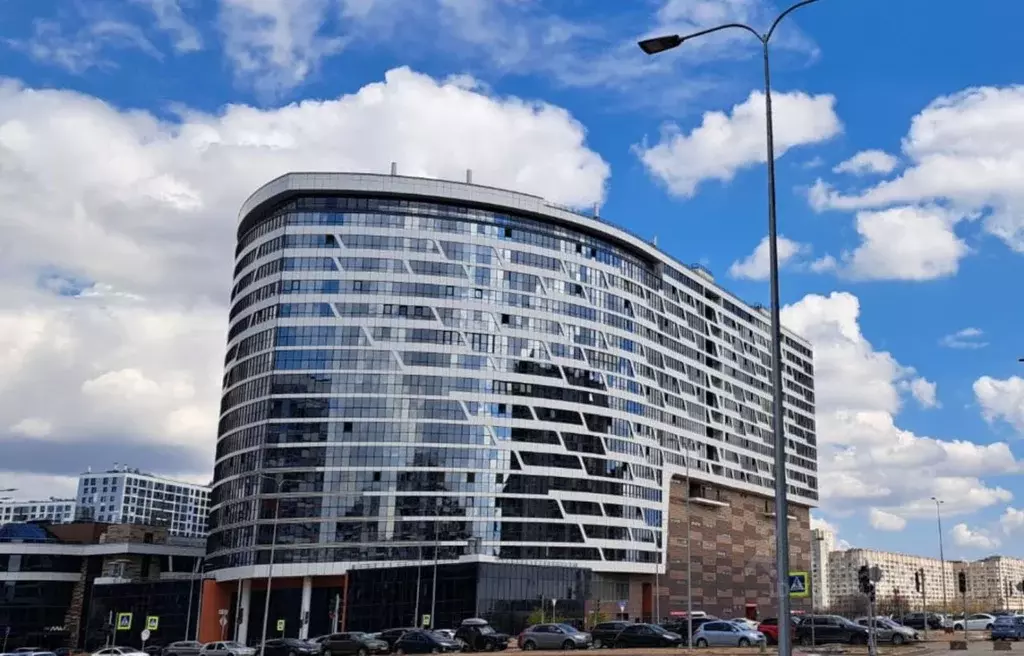Гараж в Санкт-Петербург бул. Александра Грина, 1 (12 м) - Фото 0