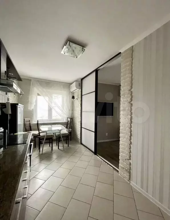 2-к. квартира, 58 м, 11/15 эт. - Фото 0