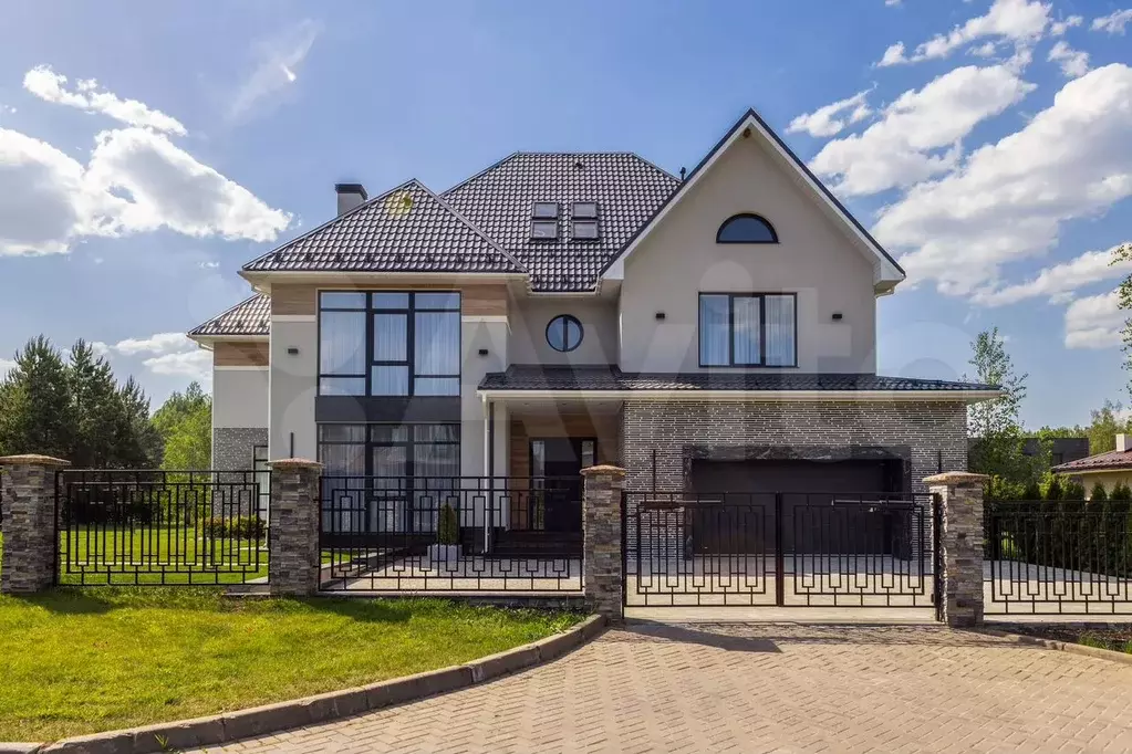 Дом 600 м на участке 15 сот. - Фото 0