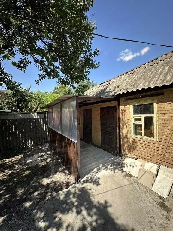 Дом в Ростовская область, Ростов-на-Дону Белорусская ул. (66 м) - Фото 1
