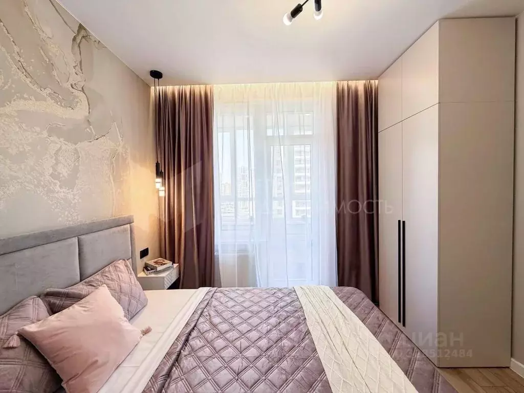 1-к кв. Тюменская область, Тюмень ул. Александра Протозанова, 4 (34.8 ... - Фото 1