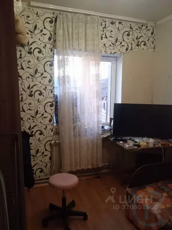 Дом в Крым, Симферопольский район, Чистенское с/пос, с. Фонтаны ул. ... - Фото 2