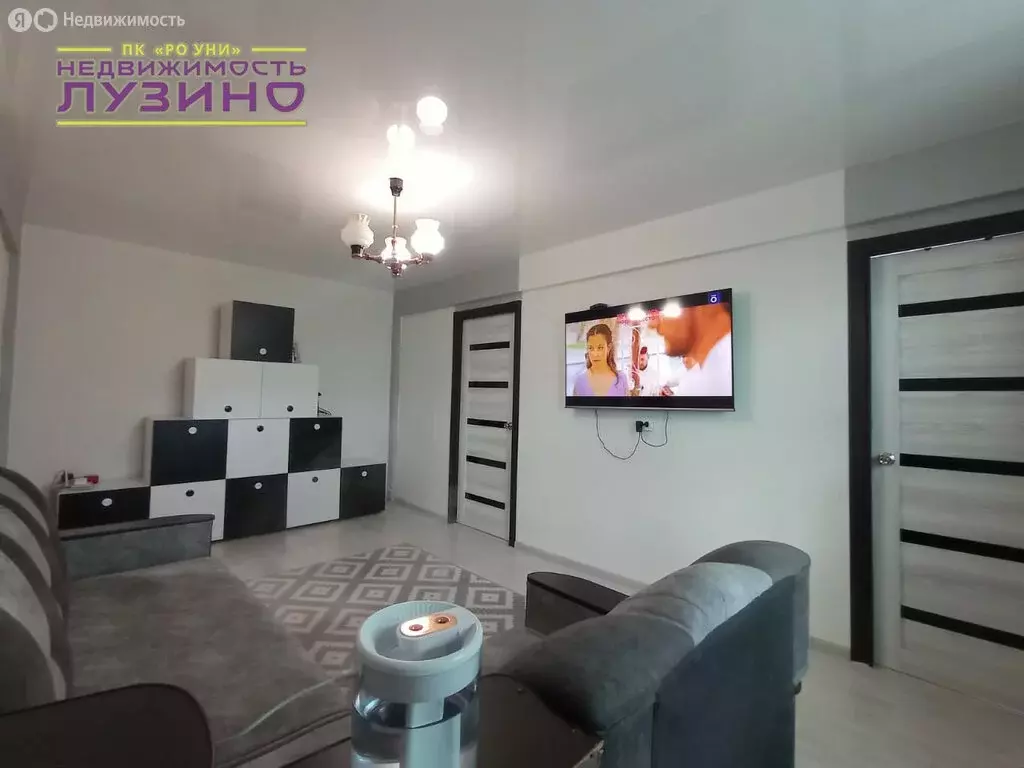 4-комнатная квартира: село Лузино, улица Майорова, 28 (59.3 м) - Фото 1
