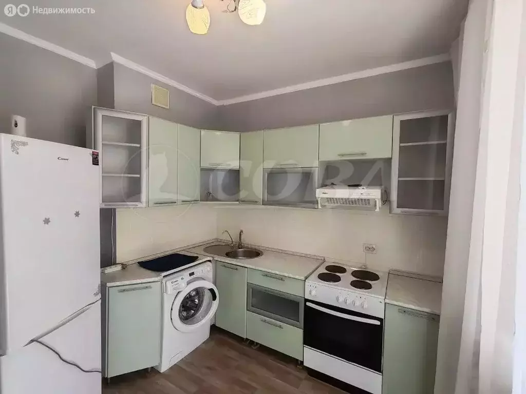 1-комнатная квартира: Тюмень, улица Газовиков, 55 (33 м) - Фото 0