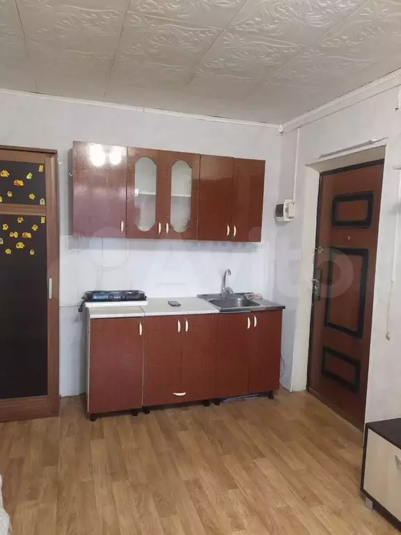 Комната 18 м в 8-к., 4/5 эт. - Фото 0