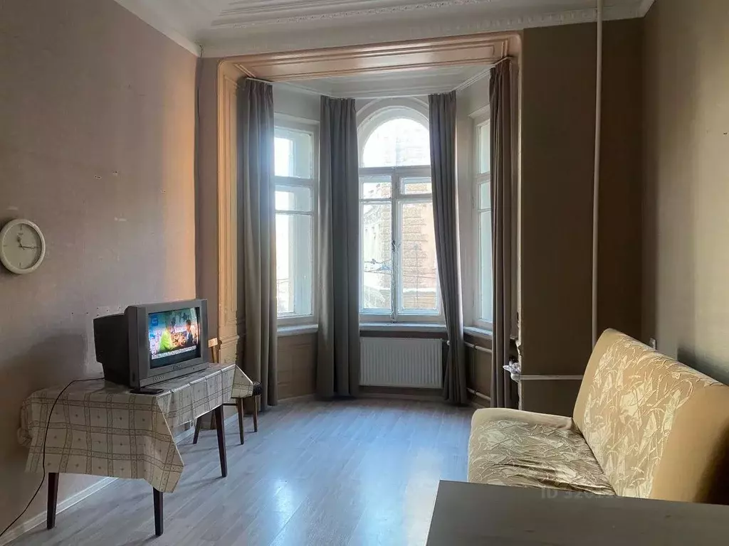 Комната Санкт-Петербург 9-я Советская ул., 11-13 (35.3 м) - Фото 1