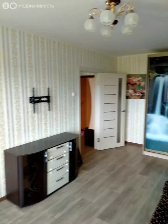 1-комнатная квартира: Нижний Новгород, проспект Бусыгина, 9 (32 м) - Фото 0