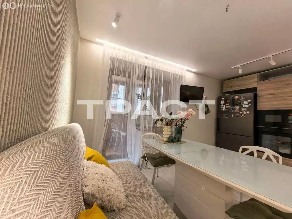 3-комнатная квартира: Воронеж, бульвар Победы, 51 (106.2 м) - Фото 2