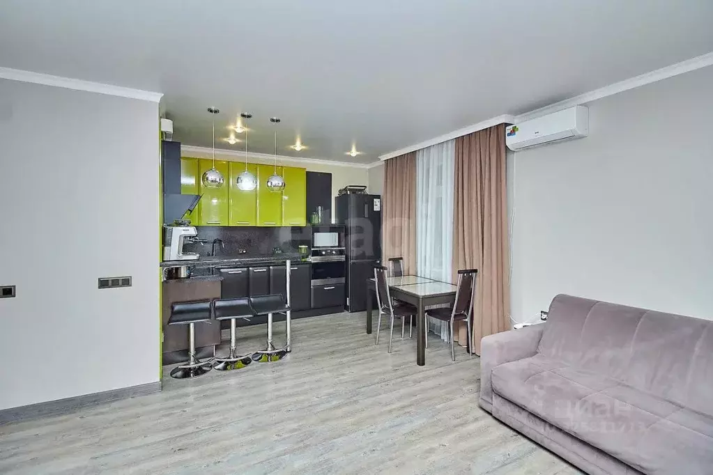 1-к кв. Тюменская область, Тюмень ул. Александра Протозанова, 16к2 ... - Фото 1