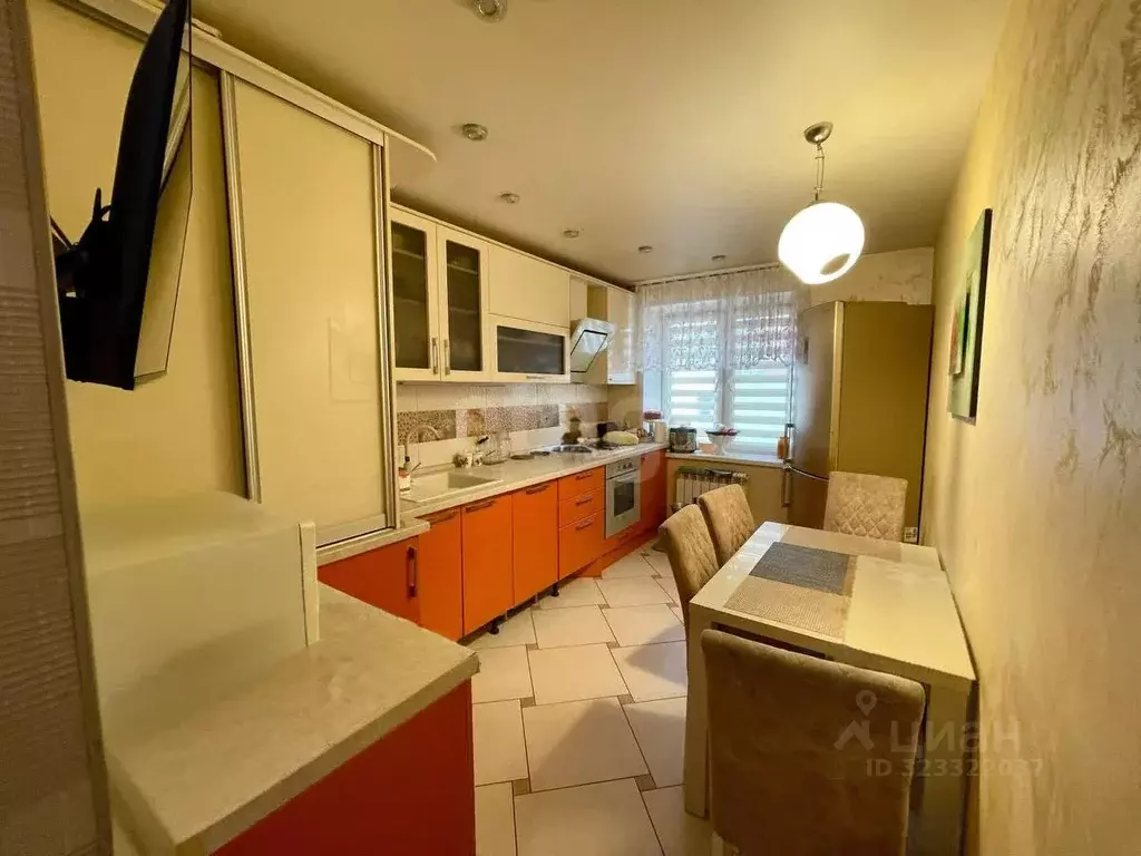 3-к кв. Смоленская область, Смоленск ул. Матросова, 7 (71.6 м) - Фото 1