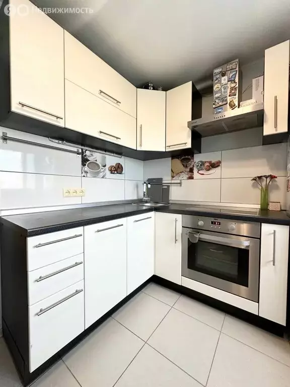 2-комнатная квартира: Самара, проспект Кирова, 302 (63.1 м) - Фото 1