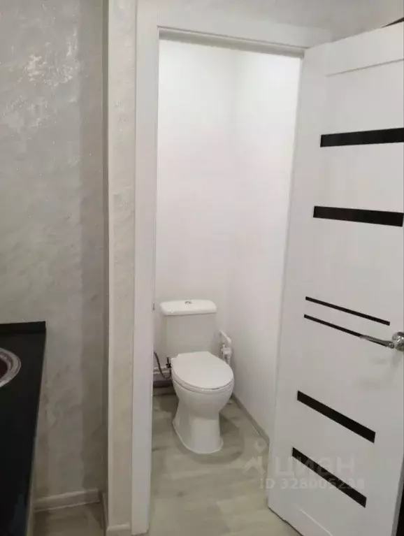 Студия Омская область, Омск ул. Декабристов, 157 (12.3 м) - Фото 1